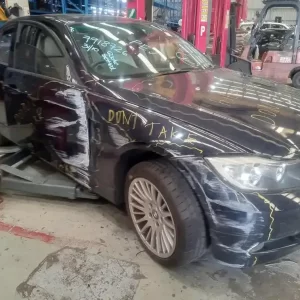 BMW, 3 Series Roof Glass/Sunroof/T E90 Sedan 03/05 01/12