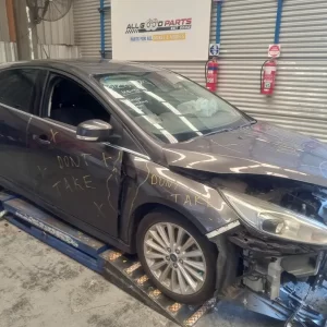 Ford, Focus Roof Glass/Sunroof/T Lz 07/15 11/18