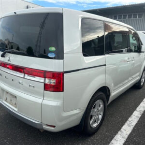 Mitsubishi, Delica Right Front Window Reg/Motor 5Th Gen 07- (Import)