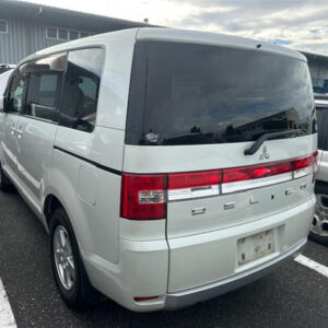 Mitsubishi, Delica Right Front Window Reg/Motor 5Th Gen 07- (Import)