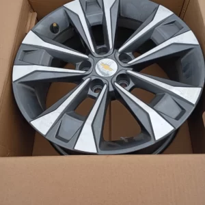 2025 Equinox 17 inch factory wheels