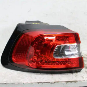 Jeep, Cherokee Left Taillight Kl In Body 02/14 03/18