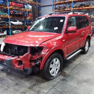 MITSUBISHI PAJERO SUN VISOR NSNW, PAIR, 08/0608/14 2009