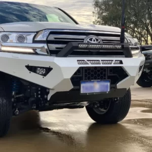 Predator Bull bar, To suit Toyota Land Cruiser 200 Series, 2015-2021